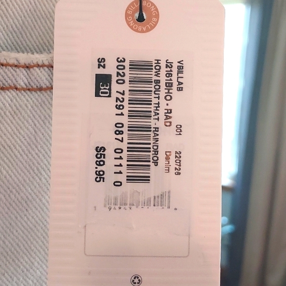 Billabong Jean shorts - Picture 3 of 6